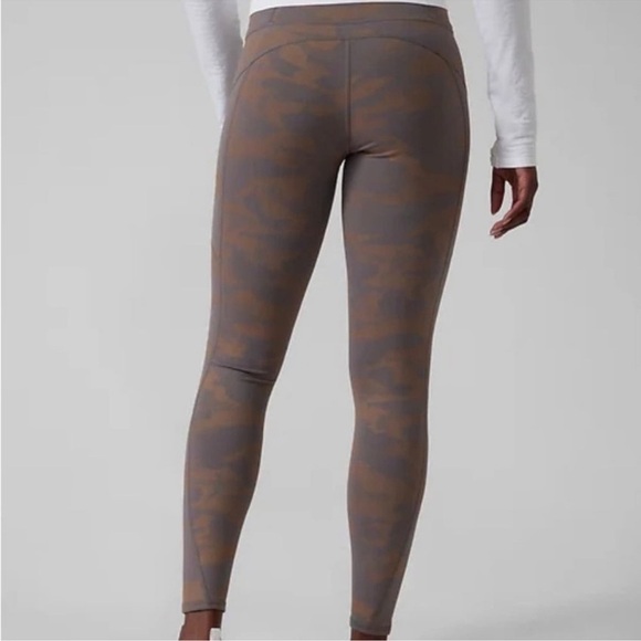 BAG361. NWT ATHLETA Rainier Reflective Womens Tight Size 2X - Picture 5 of 7